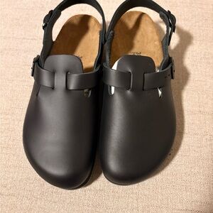 Birkenstock Women's Tokio Super Grip Leather Clogs